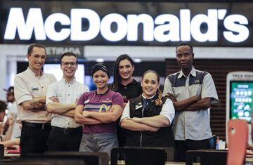 Jovem Aprendiz McDonald’s: Como Funciona, Benefícios e Como se Inscrever